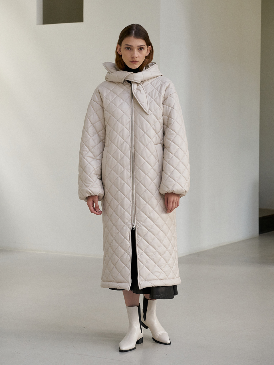 Eco leather quilting coat ivory